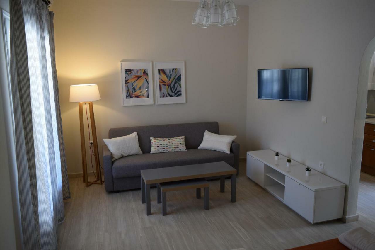 Marini Apartments Moraḯtika Exteriér fotografie